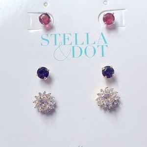 Stella & Dot Mini Halo Studs